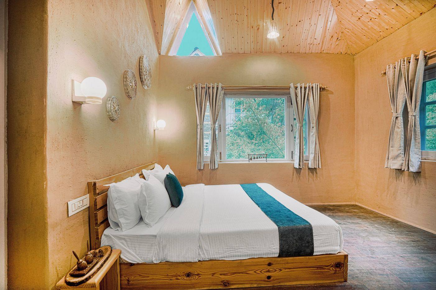 Room 201 corner view