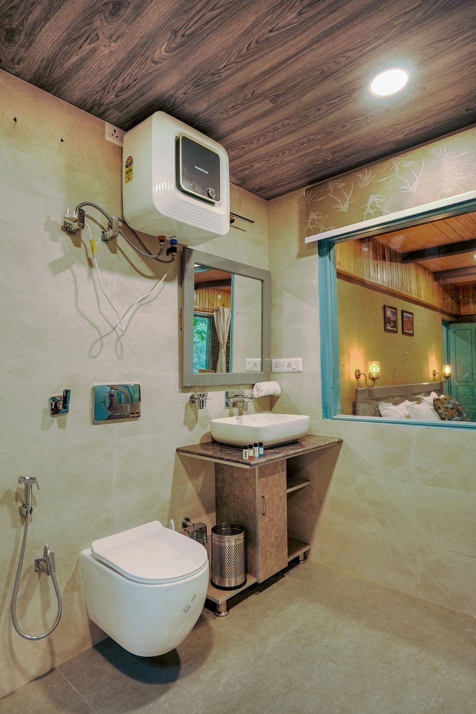 Luxury room bathroom